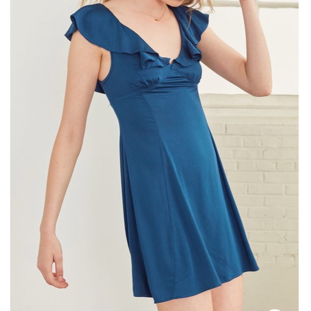Kimchi Blue, Urban Outfitters, navy ruffle dress